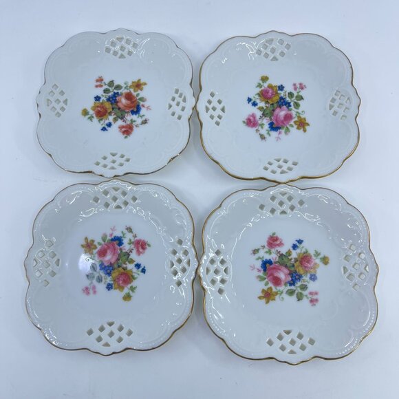 vintage reticulated porcelain nut bonbon plates with floral design gold rim (4) - Picture 1 of 5